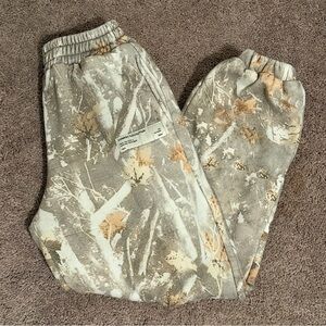 COMFRT Camo Sweatpants